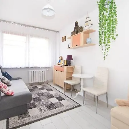 Nowakowka 2 Sypialnie W Centrum Stronia Slaskiego * Строне-Слёнске